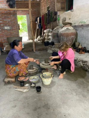 lombok pottery studio's gallery (18) lombok pottery studio's gallery (18)